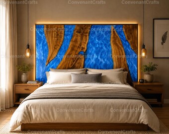 Cabecero de madera natural con resina epoxi y borde natural, color azul océano. Muebles de lujo hechos a mano.