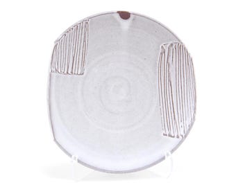 Asymmetric Snack Plate