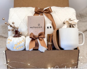 Halloween Boo Basket, Gift Box for Daughter, Fall Gift Box with Blanket, Cozy Autumn Gift Idea, Spooky Season Gift, Care Package for Her