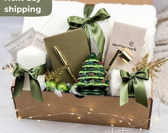 Cozy Winter Gift Box: Christmas Gift for Parents with Blanket, Socks and Treats