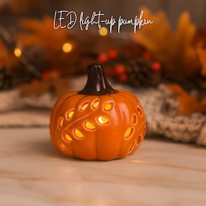 LED leuchten Keramik Kürbis - Herbst Wohnkultur, Geschenk für Freund, Herbst Self Care Geschenk, saisonale Tischdekoration, Halloween Dekor, Nachtlicht