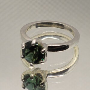 Dark Earth Smaragd und Sterling Ring.