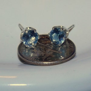 London blue topaz earrings in silver. image 5