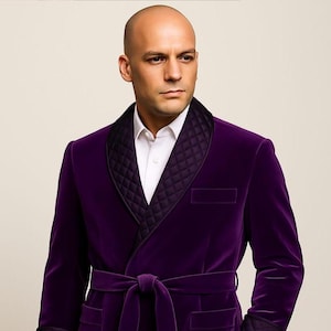 Men&#39;s Handmade Silk Velvet Smocking Jacket: Quilted Evening Coat