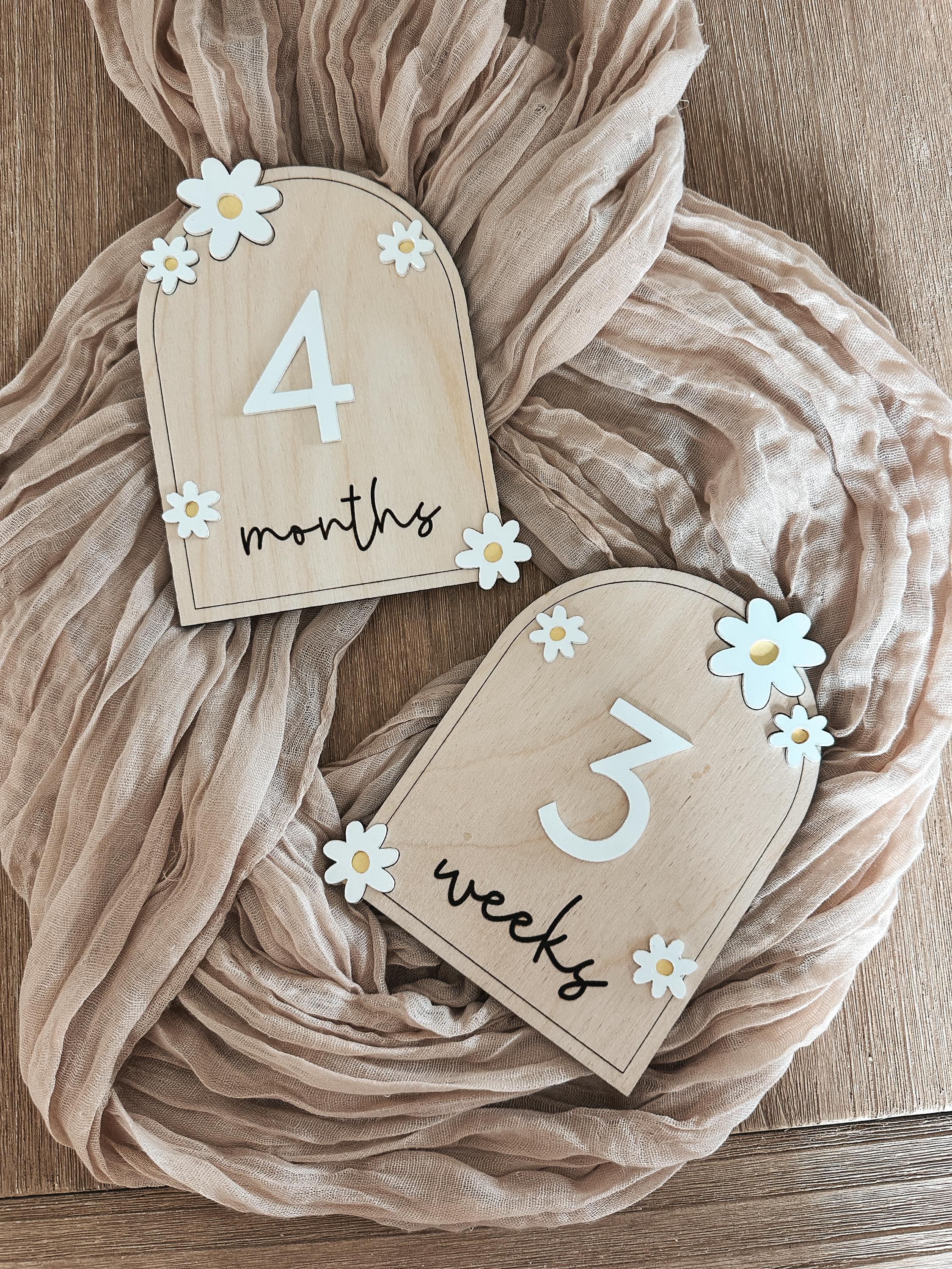 Baby Milestone Boho Baby Milestone Wooden daisy Flower Milestone…