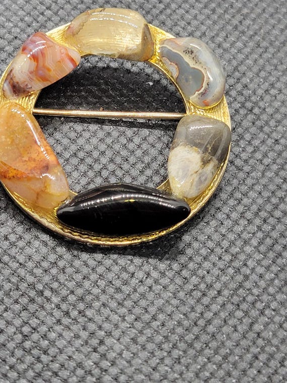 circle enamel stone brooch - image 2