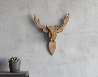 Handcrafted Wooden Deer Head Wall Art: Rustic Lodge Decor