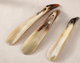 Handcrafted Natural Horn Shoehorn: Smooth Heel Guide, Boot Accessory