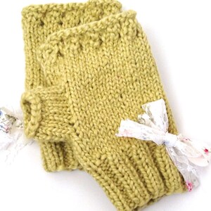 Spring Green Floral Bow Organic Cotton Fingerless Gloves image 4