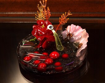 Crimson Bloom Alien Terrarium | E.T.: Exo-Terrarium Resin Art