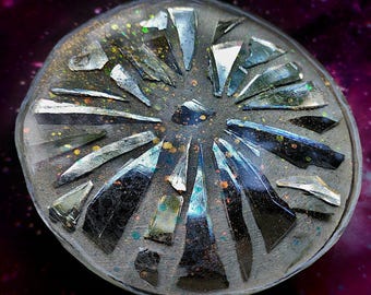 Cosmic Mirror Resin Fidget Spinner: Handmade Desk Art Coaster