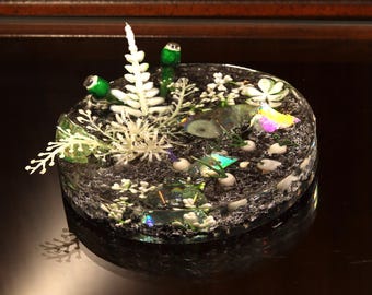 Spore Cluster Alien Terrarium | E.T.: Exo-Terrarium Resin Art