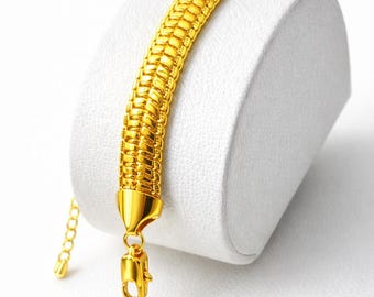 Pulsera de cadena de serpiente chapada en oro de 22 quilates, joyería ajustable y llamativa.