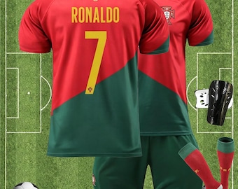 Conjunto de camiseta y pantalón corto Cristiano Ronaldo #7 22/23 - Fútbol estilo vintage, Portugal