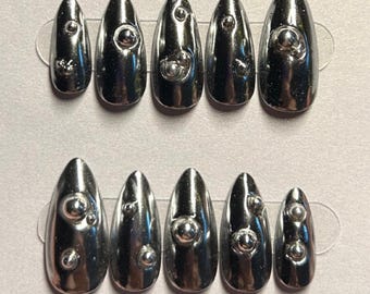 Silver Chrome Press-On Nails: Medium Almond, Reusable Fake Nails