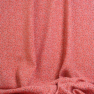 Ditsy Floral Lightweight Viscose Rayon Fabric by the Yard