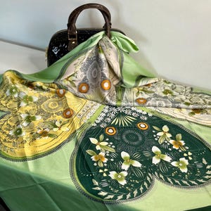 Green Silk Scarf – Lightweight Wrap with Lucky Clover Design, Elegant Shawl for Women, Birthday or Mother’s Day Gift