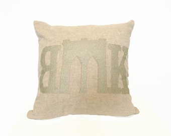 Brooklyn Bridge Pillow Cover - Linen