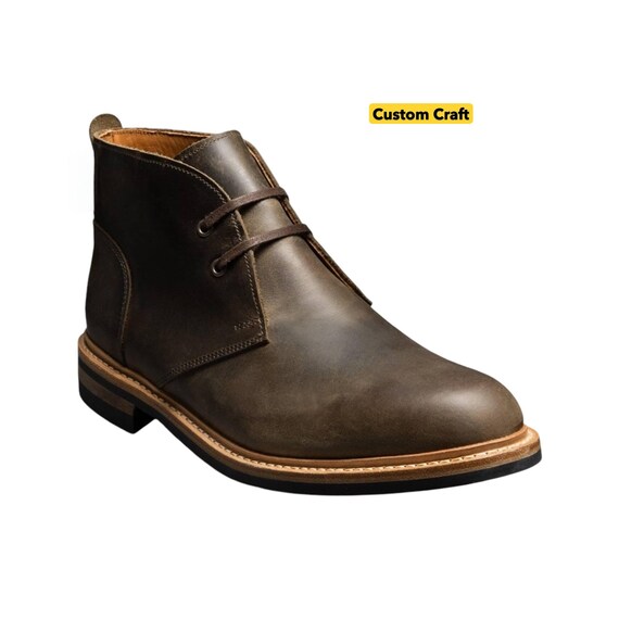 Distressed Brown Leather Chukka Boots for Men – Vintage 