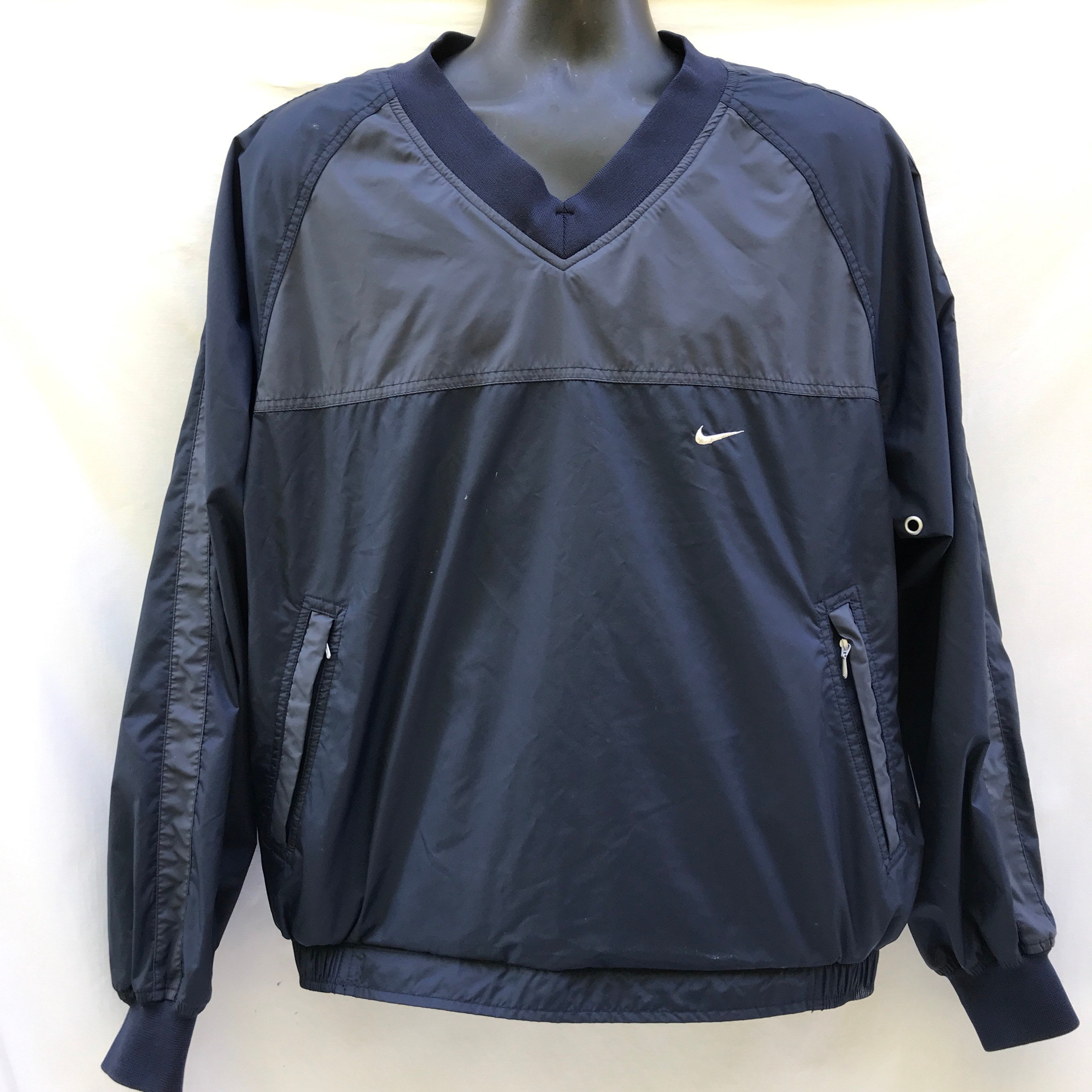nike v neck windbreaker