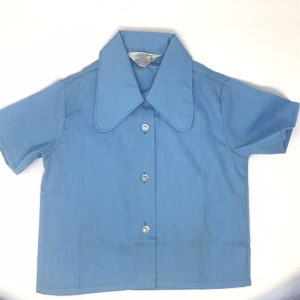 New Vintage 60s 70s Little Miss Holly Sanforized Blue Blouse Peter Pan Collar Short Sleeves Girls Size 5 Permanent Press NOS