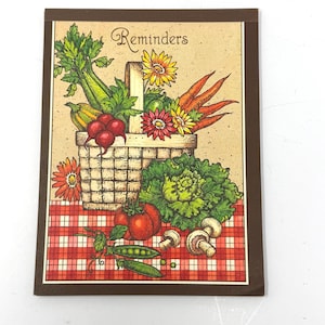 NEW Vintage Hallmark Reminders Notepad 6” X 7.78”Basket Of Vegetables 30 Sheets Made in USA