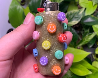 Handmade Polymer Clay Lighter Case – [Gold Sparkly with Smiles] – Fits Bic – Boho Refillable Cover – Unique Gift for Smoker