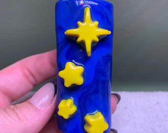 Handmade Polymer Clay Lighter Case – [Blue with Yellow Stars] – Fits Bic – Boho Refillable Cover – Unique Gift for Smoker