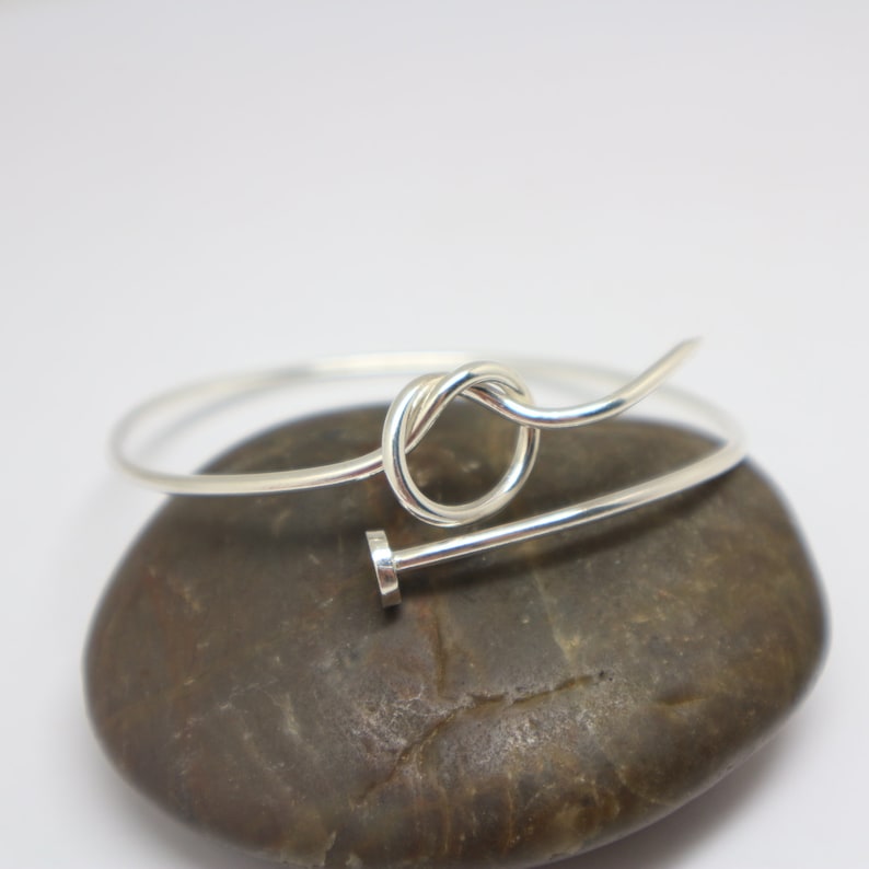 Knot Cuff Bracelet Gift for Best Friend Aunt 30th Birthday GirlFriend Christmas Silver Nail Bracelet Bangle Wife Mom 21st