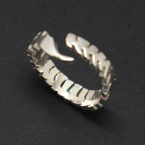 Silver Spine Cord Anatomy Ring Gift for Chiropractic Chiropractor Medical Doctor, Colleague, Coworker, vertebrae, skull, back bone Jewelry image 8