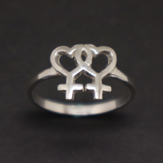 Lesbian pride ring outlet