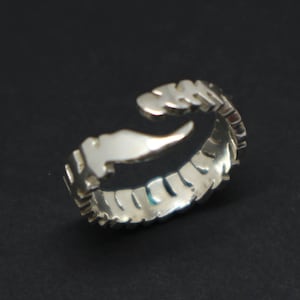 Silver Spine Cord Anatomy Ring - Gift for Chiropractic Chiropractor Medical Doctor, Colleague, Coworker, vertebrae, skull, back bone Jewelry