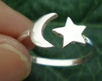 Zilveren ring maan en ster - sieraden, hemelring, statement en minimalistische ring, wikkel ring, cadeau voor haar, vrouw, vriendin, moeder