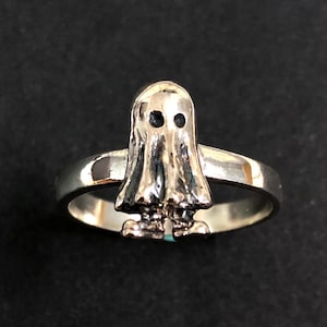 Silver Ghost Ring - Halloween Jewelry, Unisex, Boyfriend, Girlfriend, Husband, Wife, Father, Mother, Daughter, Brother, Sister