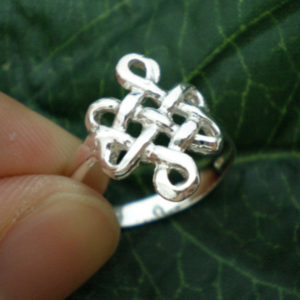 Silver Chinese Mystic Knot Ring - Endless, Eternity, Friendship, Good Luck, Peace, Wish, Marriage, Gift for Husband, Wife, Daughter, Son