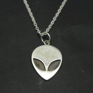 925 Sterling Silver Alien Necklace Pendant - UFO Gift for Her, Women, UFO Jewelry, Alien Jewelry, Best Friend Bff GIft