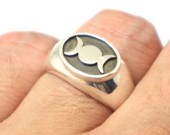 Silver Triple Goddess Signet Ring - Pagan Jewelry, Crescent Moon, Occult, Witch, Wicca, Wiccan, Gift for Him, Hecate, Sister, Mother Maiden