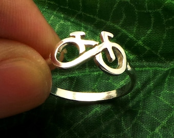 Silver Infinity Bicycle Ring - Silver Bicycle Jewellery - Bicycle Lover Fans - Friendship Ring - Gift for Best Friend - Summer Bicycle Tour