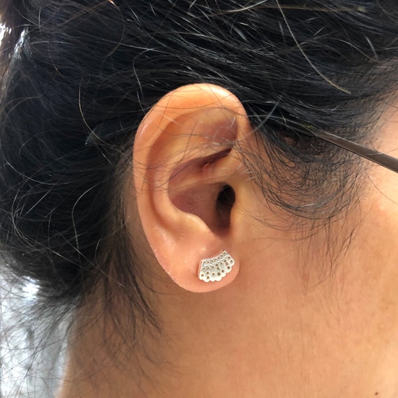 Notorious rbg earrings deals