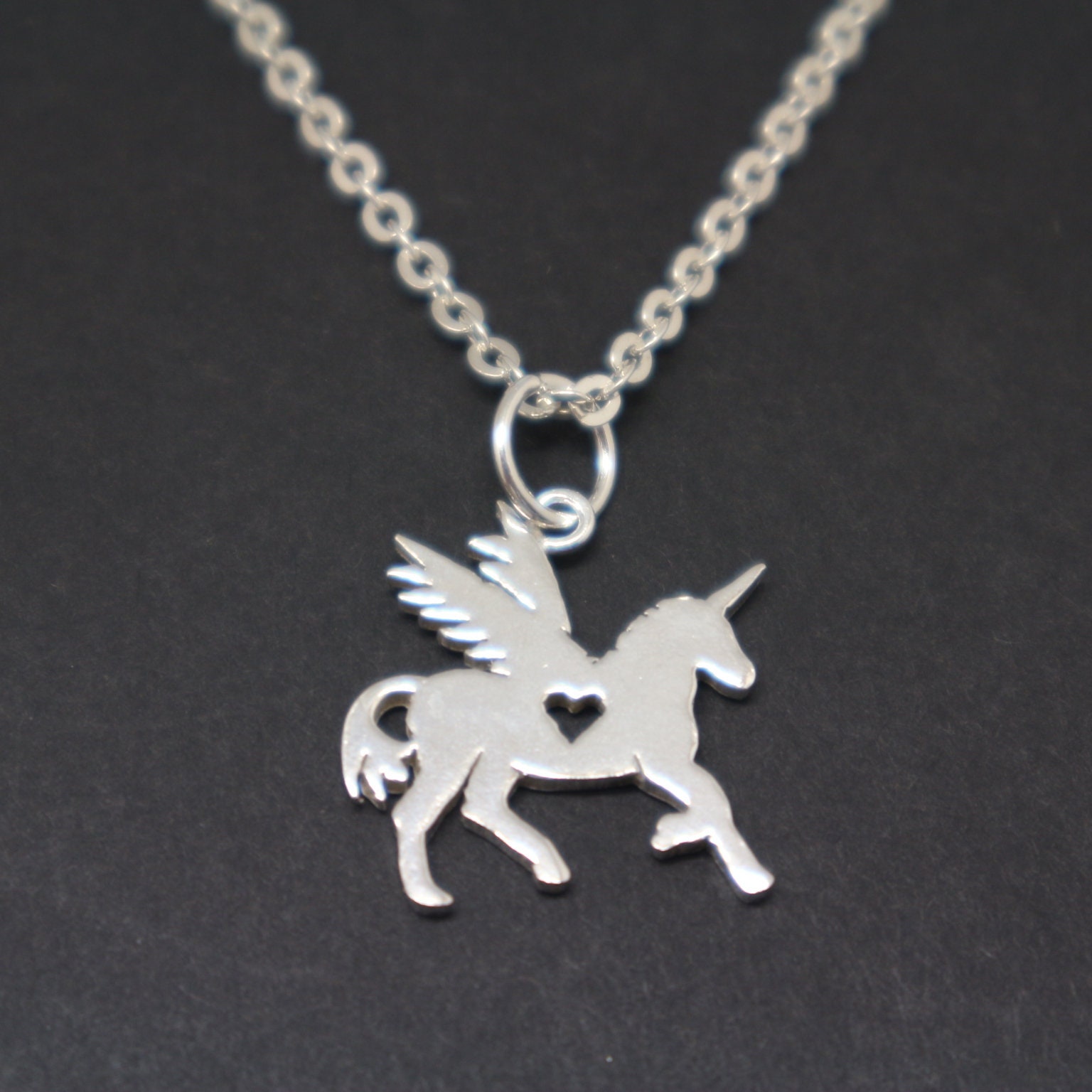 UNICORN HORSE PONY PENDENT SILVER NECKLACE 22 INCH 7 up years GIFT BOX BIRTHDAY