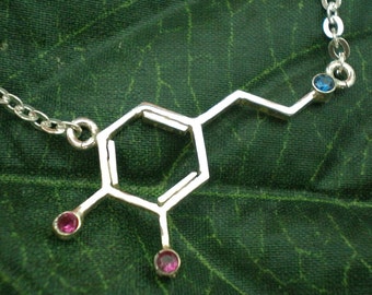 シルバーのドーパミン分子ネックレスチョーカー - ドーパミンジュエリー、科学、化学、生物学、幾何学、心理学、DNA、バイオサイエンスギフト