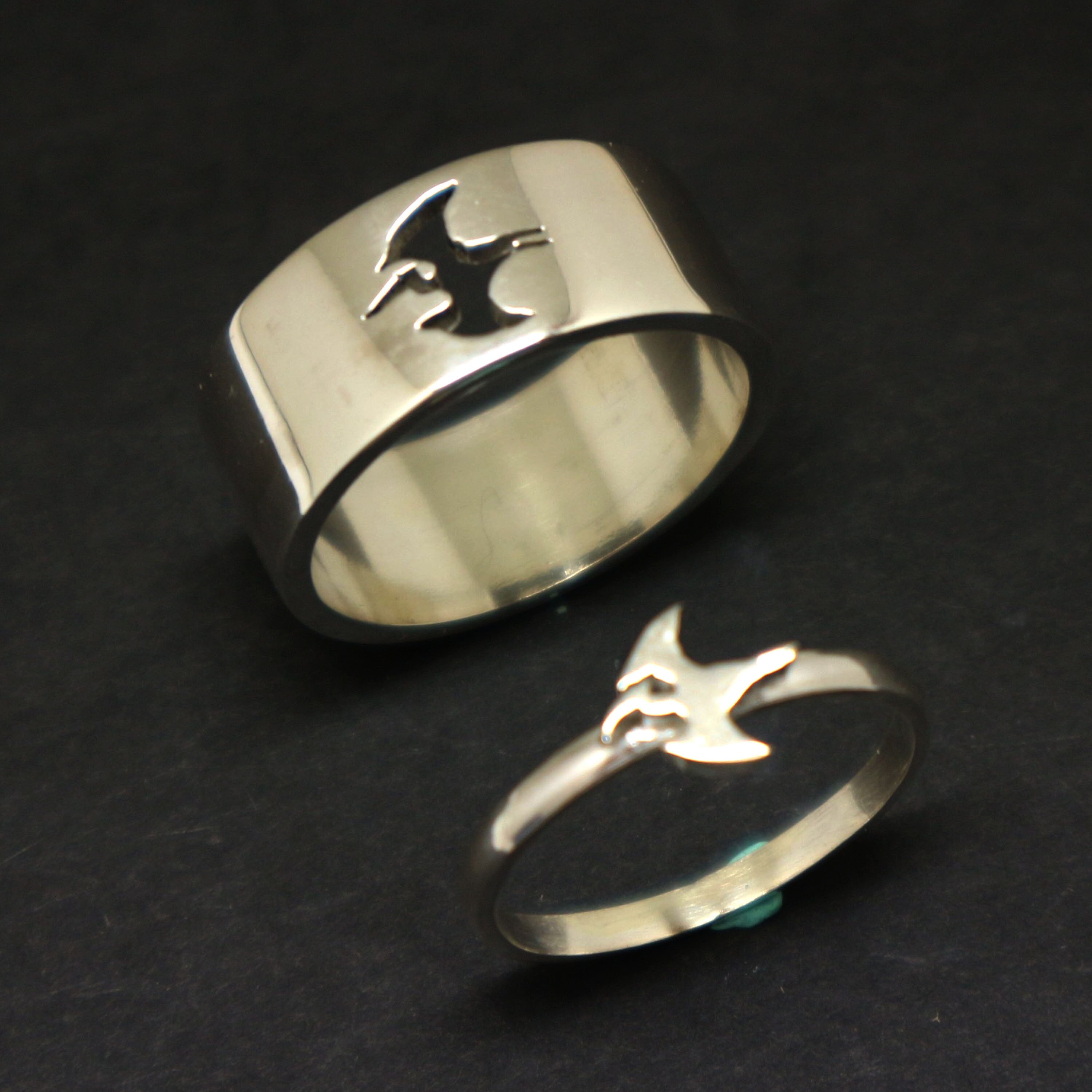 Matching rings for couples dinosaur deals