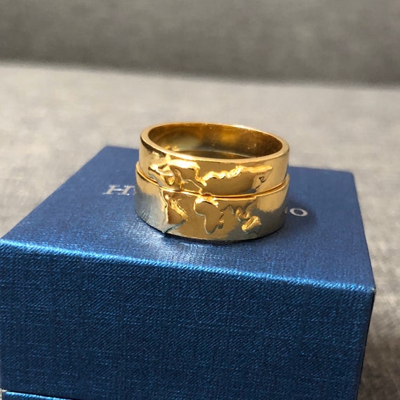 Anillos de mundo pareja clearance