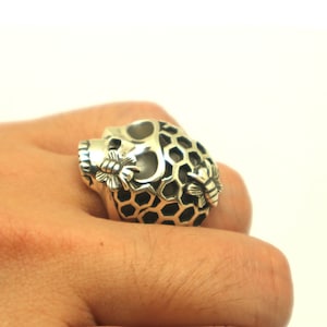 Silver Skull Bee Honeycomb Ring for Men - Skeleton Skull Jewelry, Unique Birthday Gift for Him, Boyfriend, Father's Day, Biker'
