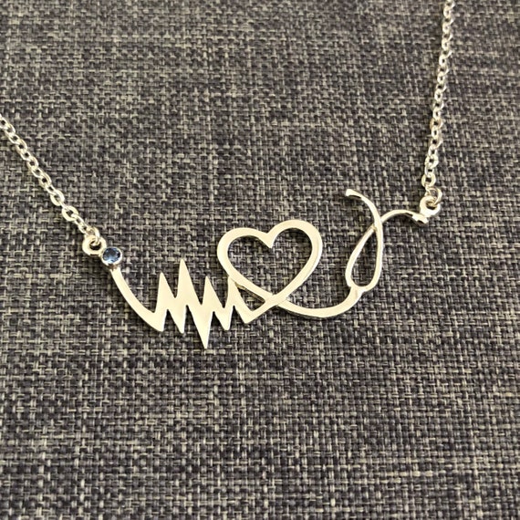 Collana con ciondolo in argento sterling con nome e stetoscopio in