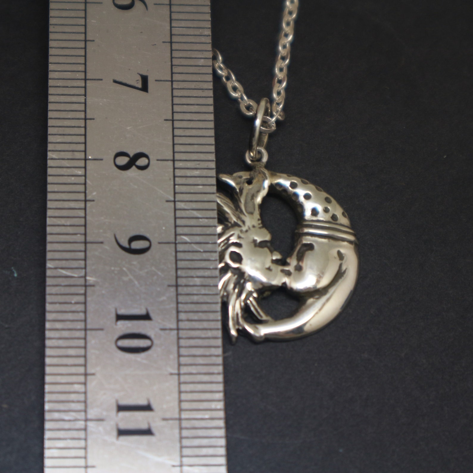 Sun and moon kissing necklace Clearance