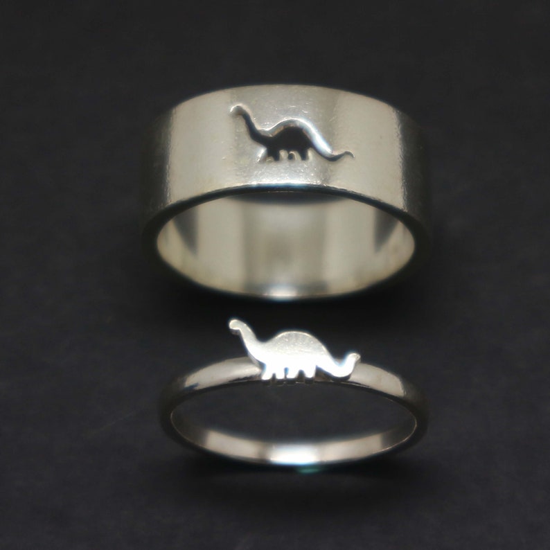 Dinosaur Promise Ring for Couples - Brachiosaurus Jewelry, Matching His and Her Ring, Alternative Engagement Ring, Boyfriend Husband Gift 