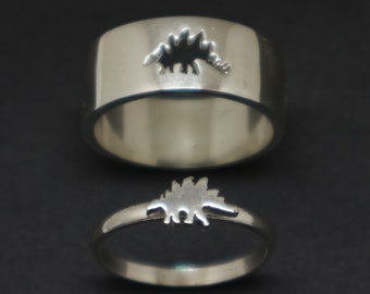 Silber Stegosaurus passender Ring - Dinasour Schmuck Geschenke für Paare, Männer, Frauen, Freund, Freundin, Mutter, Tochter, beste Freundin