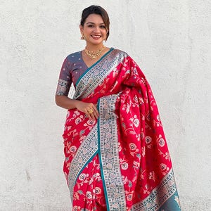 Banarasi Soft Silk Saree: Rose Gold Zari Meenakari Jaal Weave