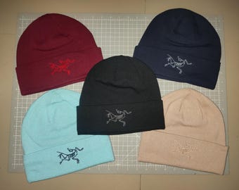 Arcteryx Bird Word Toque Beanie - 24K Black - Etsy